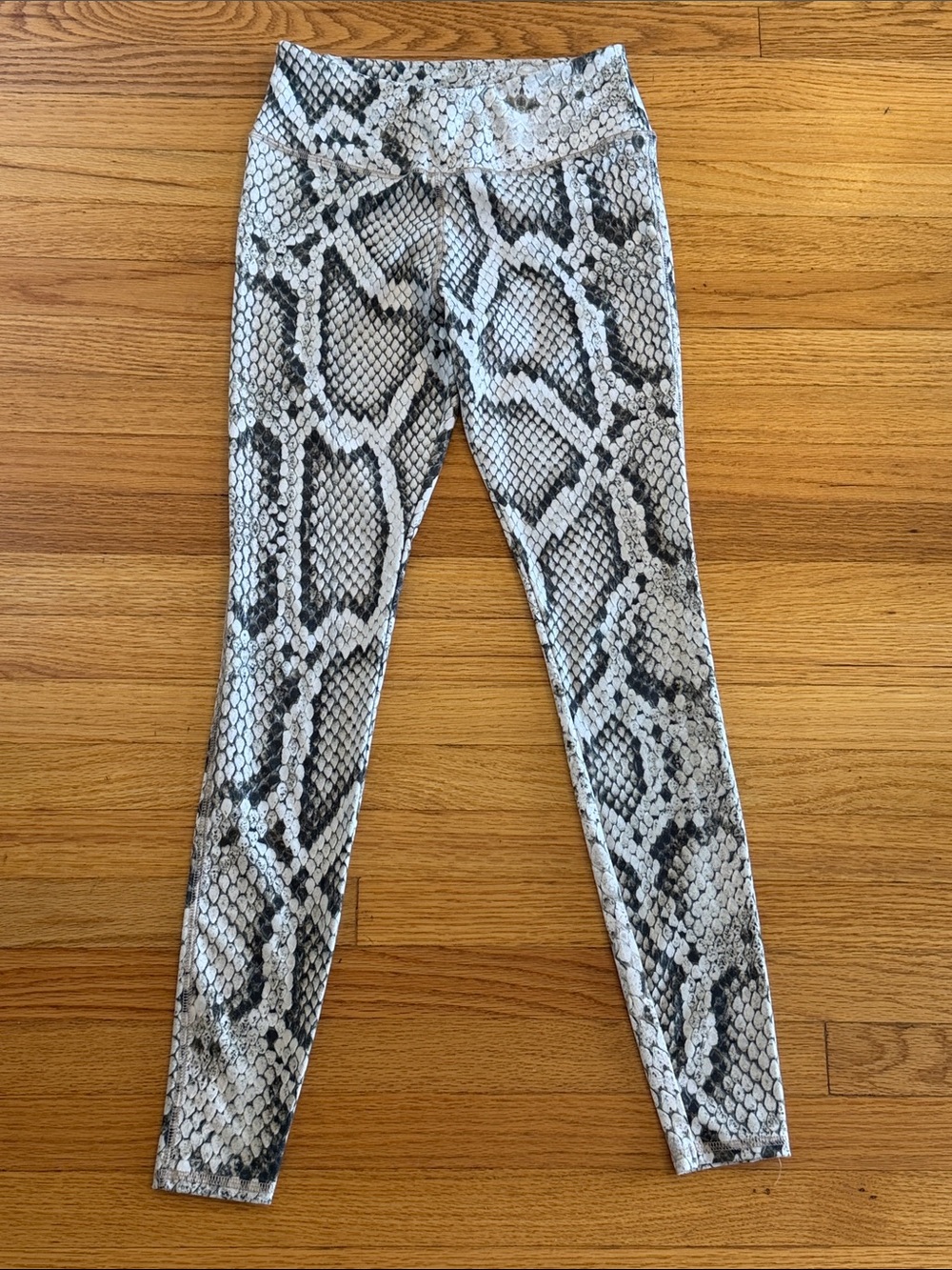 Varley Snake-Print Soft Leggings Athleisure